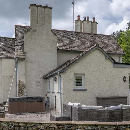 Hazelseat House